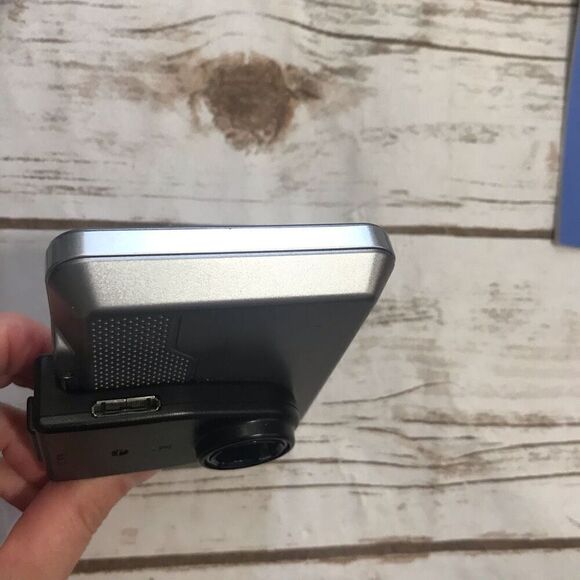 Garmin Nuvi 750 Travel Assistant Navigation Personal GPS - Picture 9 of 12